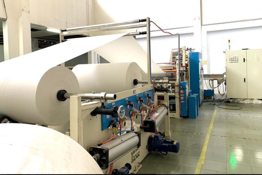 Dây chuyền sản xuất giấy vệ sinh cuộn lớn an toàn tại Thế Giới Giấy 
